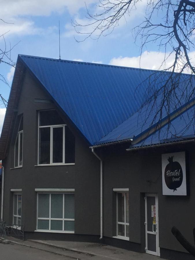 Hostel -Hotel Granat Rivne City Exterior foto